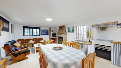 Chalet unifamiliar en venta en Carrer Pinassa, Montserrat de 375.000 €