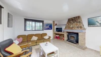Chalet unifamiliar en venta en Carrer Pinassa, Montserrat de 375.000 €