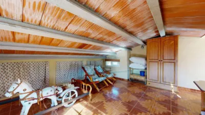 Chalet unifamiliar en venta en Carrer Pinassa, Montserrat de 375.000 €
