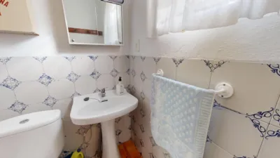 Chalet unifamiliar en venta en Carrer Pinassa, Montserrat de 375.000 €