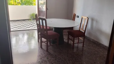 Detached House on Avinguda Cheste photo 4