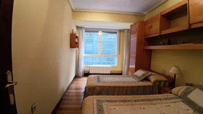 Apartment on Calle del Poeta Díez Gaviño photo 13