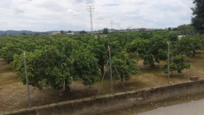 Rustic farm on Poligono 5 Street photo 2