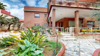 Detached house on Carrer de Gómez Ferrer photo 8