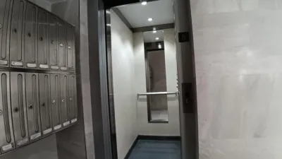 Piso en Avenida de Carlos VII photo 3