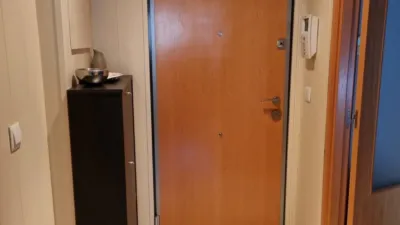 Apartment on C- Street, Montreal photo 3