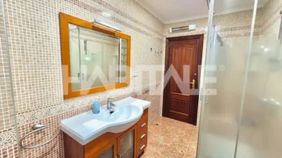 Flat on Carrer del Doctor Juan José Dómine photo 25