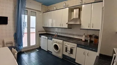 Apartment on Avenida de Carlos VII photo 26