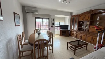 Apartment for sale on Carrer de Jacinto Benavente photo 29