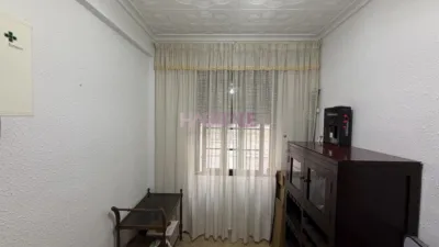 Apartment for sale on Carrer de Jacinto Benavente photo 6