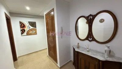 Apartment for sale on Carrer de Jacinto Benavente photo 5