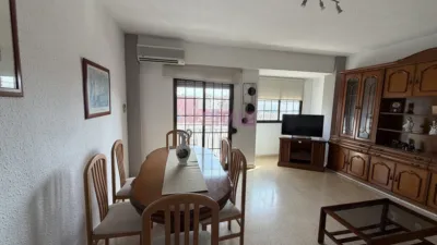 Apartment for sale on Carrer de Jacinto Benavente photo 28