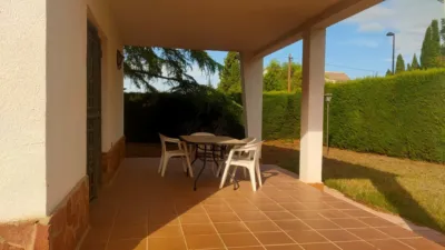Detached Family Home in Urbanizaciones Cumbres de Calicanto-Manyes-Barbeta photo 3
