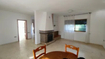 Detached Family Home in Urbanizaciones Cumbres de Calicanto-Manyes-Barbeta photo 6
