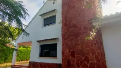 Detached Family Home in Urbanizaciones Cumbres de Calicanto-Manyes-Barbeta photo 2
