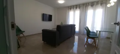 Chalet adosado en alquiler en Calle de la Amistad, Quart de Poblet de 1.980 €<span>/mes</span>
