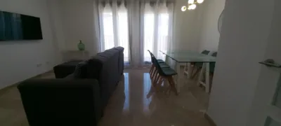 Chalet adosado en alquiler en Calle de la Amistad, Quart de Poblet de 1.980 €<span>/mes</span>