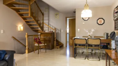 Chalet adosado en venta en Camino del Pilón, Miralbueno (Zaragoza Capital) de 425.000 €
