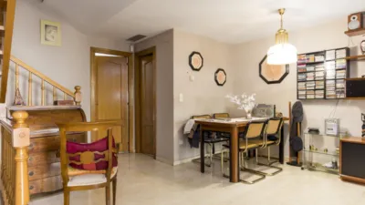 Chalet adosado en venta en Camino del Pilón, Miralbueno (Zaragoza Capital) de 425.000 €