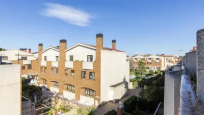 Chalet adosado en venta en Camino del Pilón, Miralbueno (Zaragoza Capital) de 425.000 €