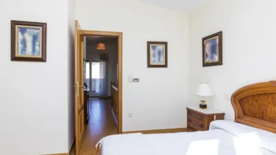 Chalet adosado en venta en Camino del Pilón, Miralbueno (Zaragoza Capital) de 425.000 €