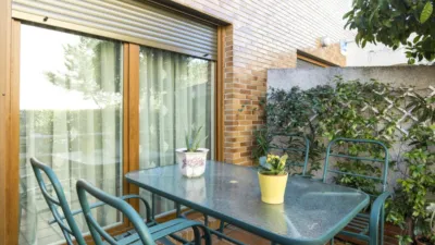 Chalet adosado en venta en Camino del Pilón, Miralbueno (Zaragoza Capital) de 425.000 €