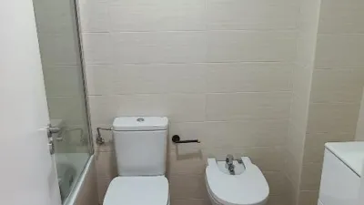 Chalet adosado en alquiler en Calle de la Amistad, Quart de Poblet de 2.150 €<span>/mes</span>