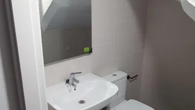 Chalet adosado en alquiler en Calle de la Amistad, Quart de Poblet de 2.150 €<span>/mes</span>