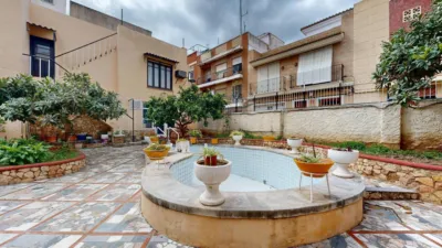 Chalet unifamiliar en venta en Carrer de Gómez Ferrer, cerca de Carrera de Cantarerías, Zona L'Ermita (Torrent) de 650.000 €