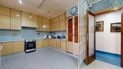 Chalet unifamiliar en venta en Carrer de Gómez Ferrer, cerca de Carrera de Cantarerías, Zona L'Ermita (Torrent) de 650.000 €