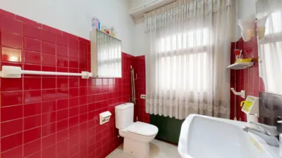 Chalet unifamiliar en venta en Carrer de Gómez Ferrer, cerca de Carrera de Cantarerías, Zona L'Ermita (Torrent) de 650.000 €