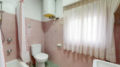 Chalet unifamiliar en venta en Carrer de Gómez Ferrer, cerca de Carrera de Cantarerías, Zona L'Ermita (Torrent) de 650.000 €
