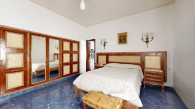 Chalet unifamiliar en venta en Carrer de Gómez Ferrer, cerca de Carrera de Cantarerías, Zona L'Ermita (Torrent) de 650.000 €