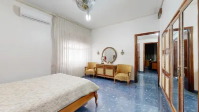 Chalet unifamiliar en venta en Carrer de Gómez Ferrer, cerca de Carrera de Cantarerías, Zona L'Ermita (Torrent) de 650.000 €
