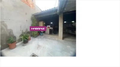 Casa en venta en Castellar-Oliveral, El Castellar-L'Oliveral (Distrito Pobles del Sud. València Capital) de 250.000 €