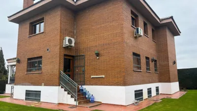 Single-family home in Pueblo photo 4
