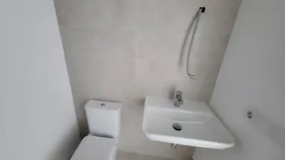 Piso en alquiler en Ciudad Ciencias, Fonteta de Sant Lluís (Distrito Quatre Carreres. València Capital) de 1.050 €<span>/mes</span>