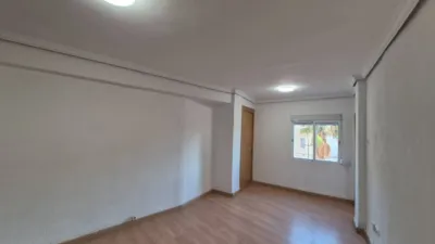 Piso en alquiler en Olivereta - Imagen 3