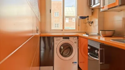 Dúplex en venta en Calle de Luis Portones, Berruguete (Distrito Tetuán. Madrid Capital) de 385.000 €