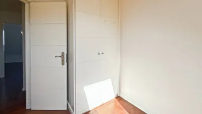 Dúplex en venta en Calle de Luis Portones, Berruguete (Distrito Tetuán. Madrid Capital) de 385.000 €