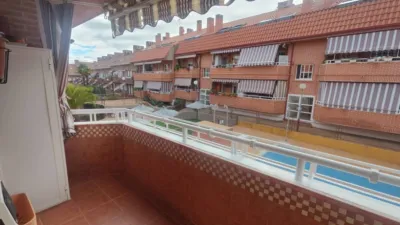 Dúplex en venta en Calle de José Antonio, 22, Sevilla la Nueva de 399.900 €