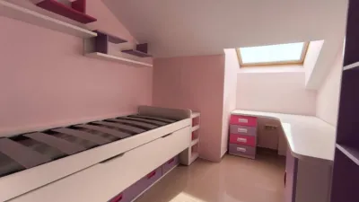 Dúplex en venta en Calle de José Antonio, 22, Sevilla la Nueva de 399.900 €