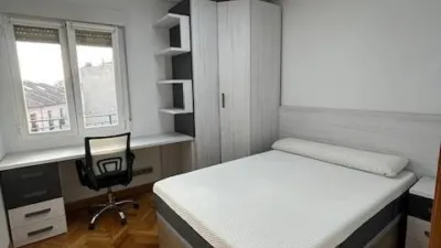 Piso en alquiler en Plaza Mayor, Plaza Mayor-San Agustín (Segovia Capital) de 1.650 €<span>/mes</span>