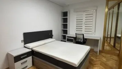 Piso en alquiler en Plaza Mayor, Plaza Mayor-San Agustín (Segovia Capital) de 1.650 €<span>/mes</span>