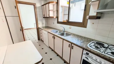 Piso en venta en Carrer de Lugo, El Carmel (Distrito Horta-Guinardó. Barcelona Capital) de 428.900 €