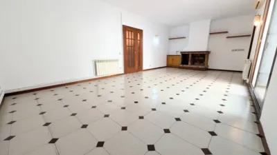 Piso en venta en Carrer de Lugo, El Carmel (Distrito Horta-Guinardó. Barcelona Capital) de 428.900 €