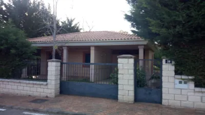 Einfamilienhaus in verkauf in Parraluz, Santibáñez El Alto von 75.000 €