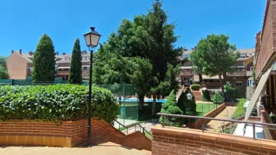 Dúplex en venta en Calle de Santa Bárbara, 4, Sevilla la Nueva de 274.500 €