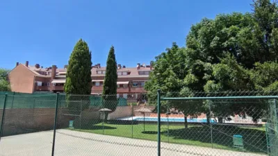 Dúplex en venta en Calle de Santa Bárbara, 4, Sevilla la Nueva de 274.500 €