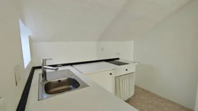 Top-floor apartment on Calle de la Constitución photo 10